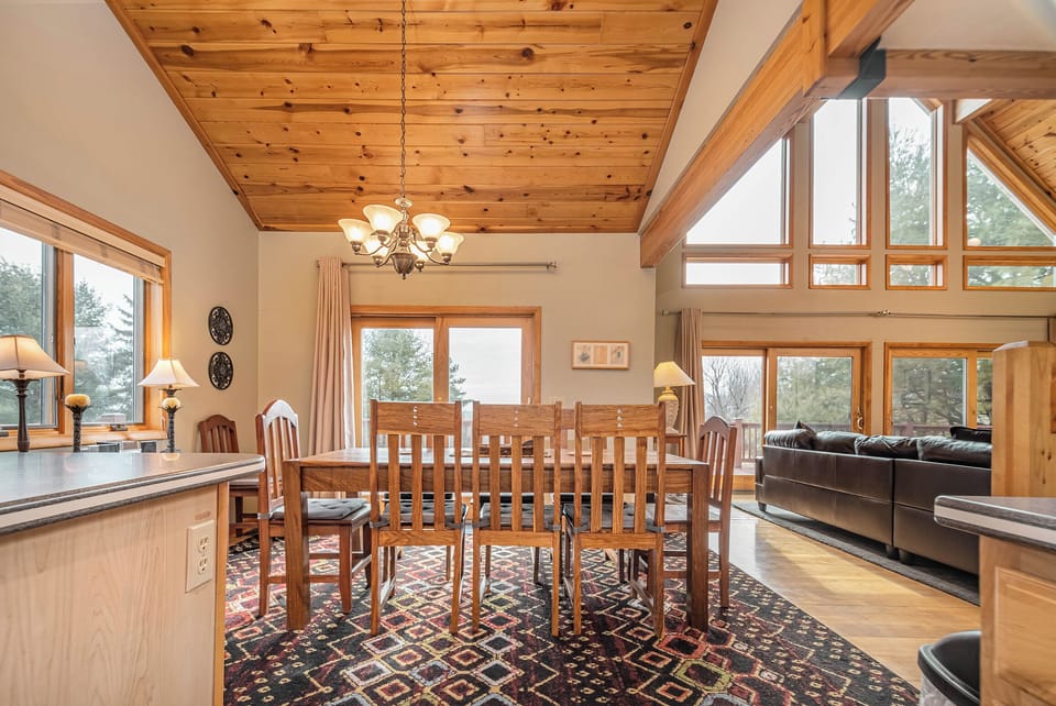 House (4 Bedrooms) | Property amenity
