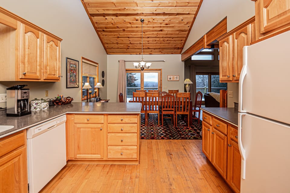 House (4 Bedrooms) | Property amenity