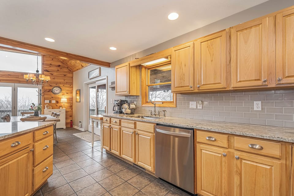 House (5 Bedrooms) | Property amenity