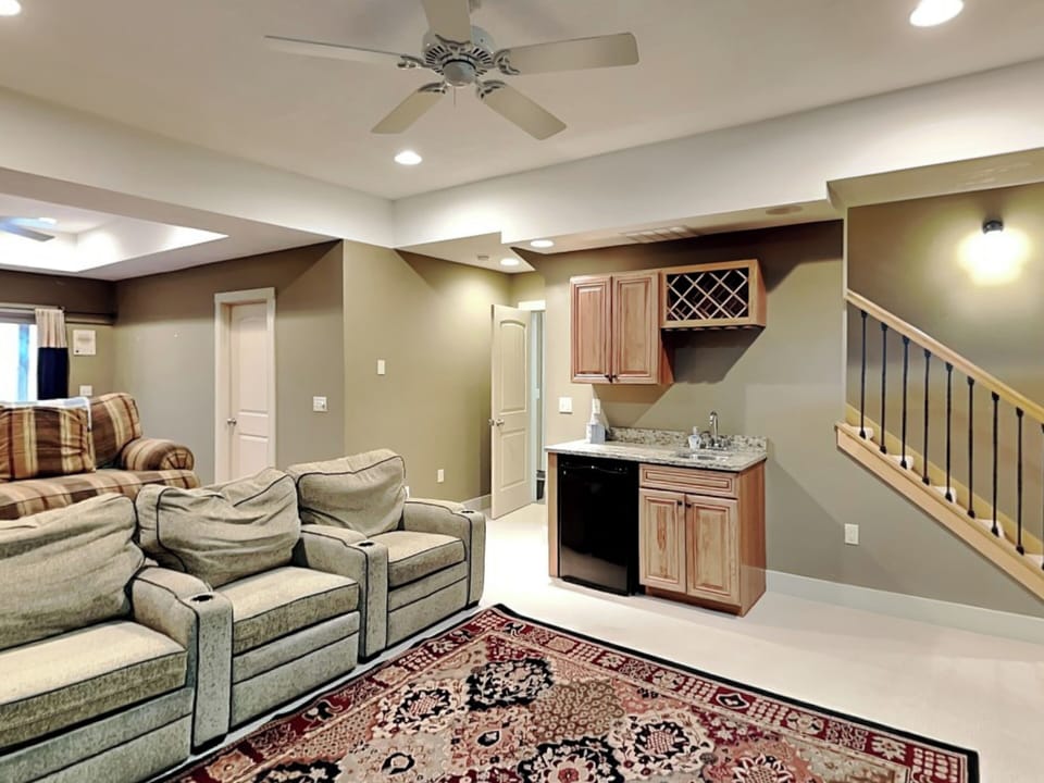 House (5 Bedrooms) | Property amenity
