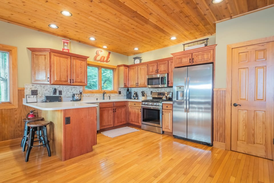 House (5 Bedrooms) | Property amenity