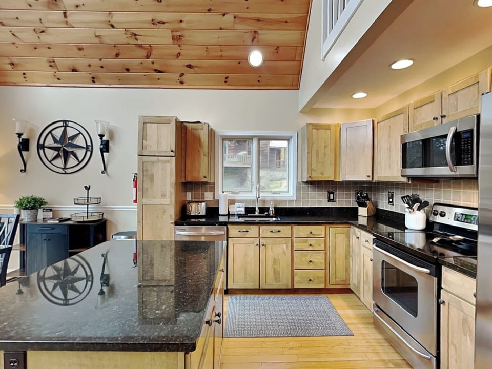 House (5 Bedrooms) | Property amenity