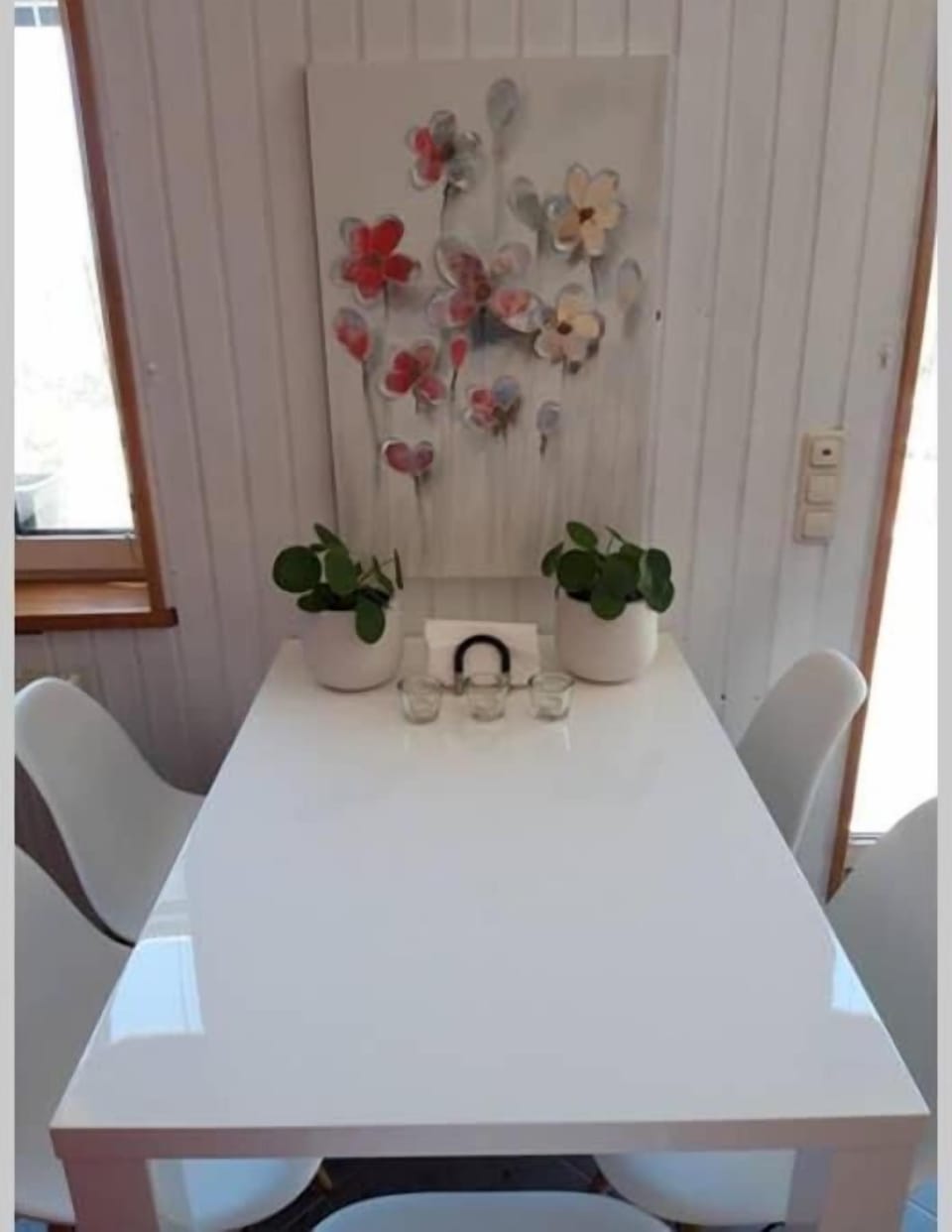 Kitchen table