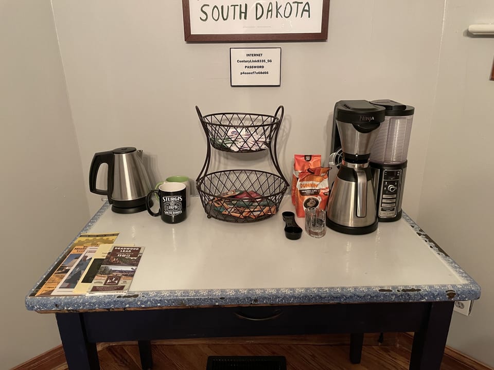 Enjoy coffee and tea 