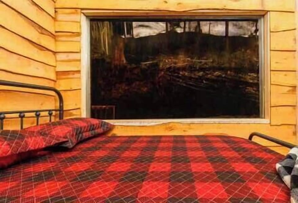 Top Floor Bedroom 1