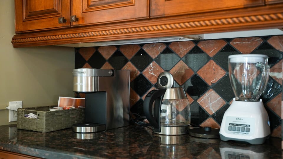 Kitchen Amenities