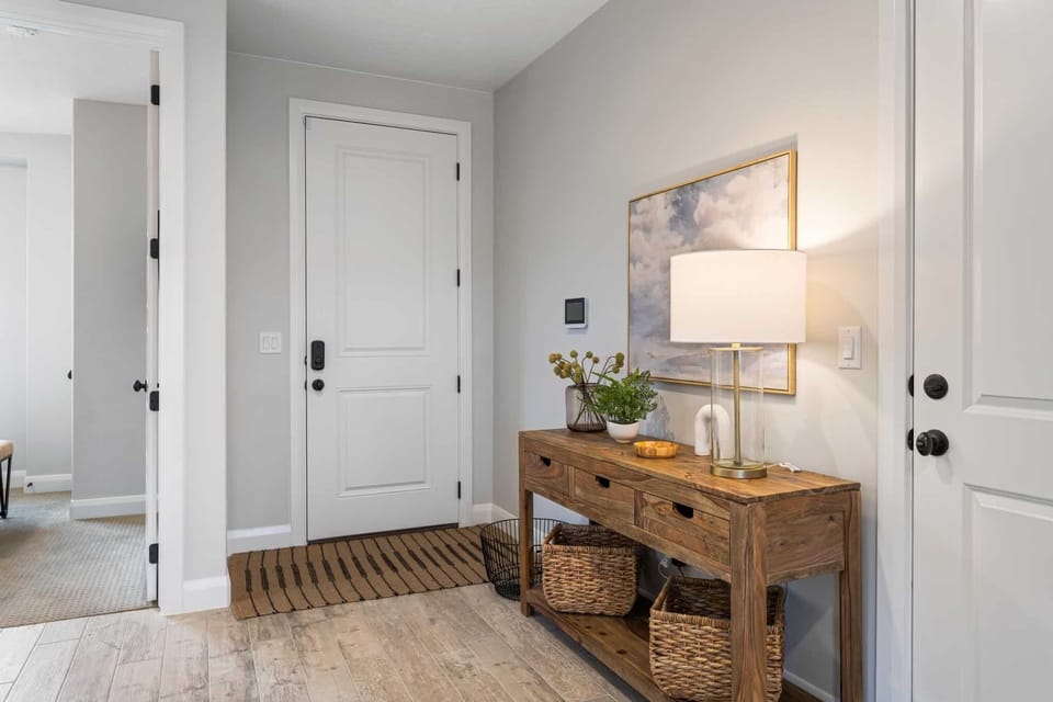 House, 5 Bedrooms | Interior