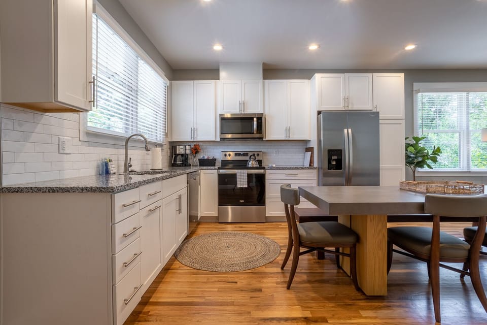 Fully Equipped Kitchen for all your cooking needs