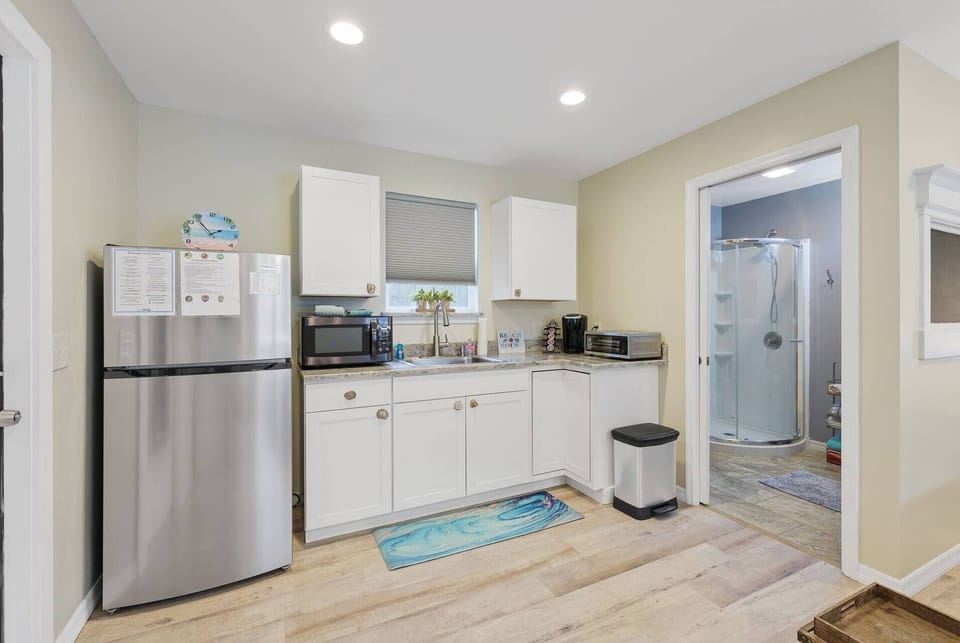 Kitchenette - Studio Apartment