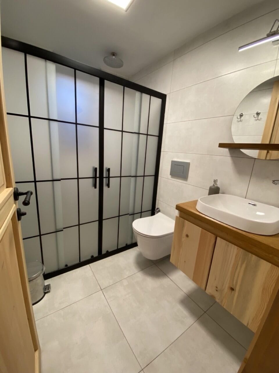Comfort Triple Room, Courtyard View, Mezzanine | Bathroom | Shower, hydromassage showerhead, hair dryer, slippers