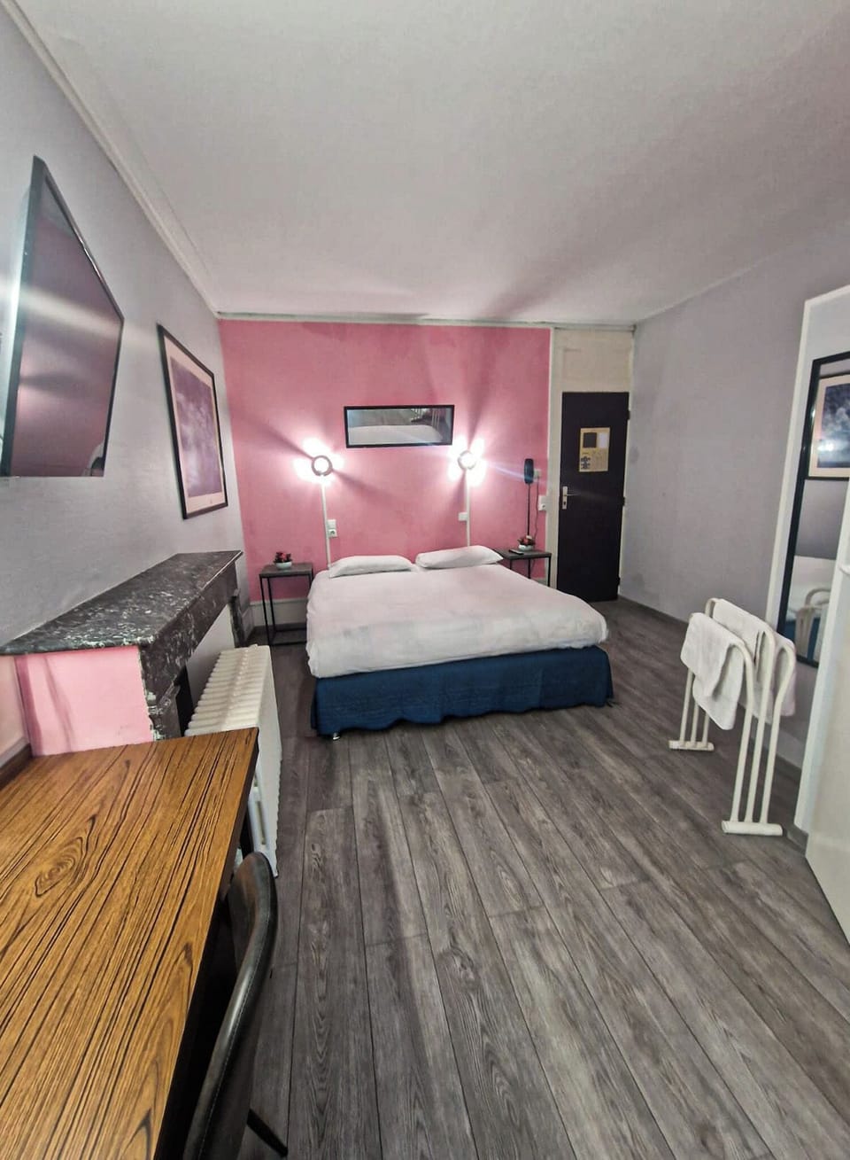 Standard Double Room | Desk, iron/ironing board, free WiFi, bed sheets