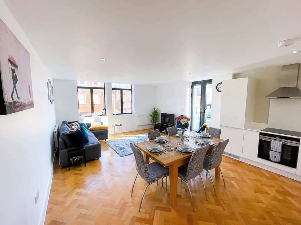 Spacious Open-Plan Layout