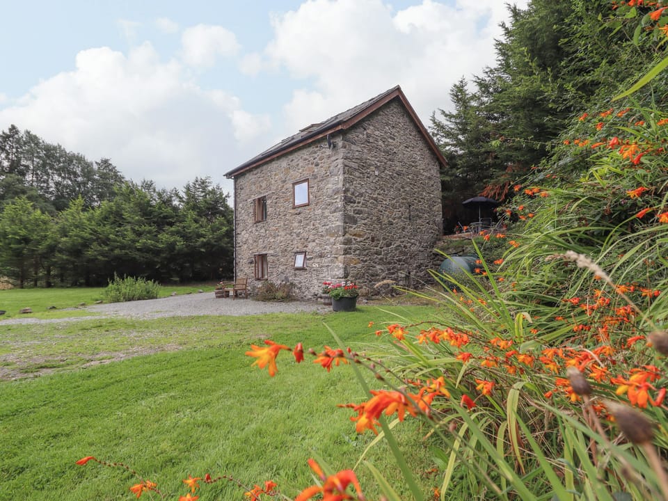 Cottage | Exterior