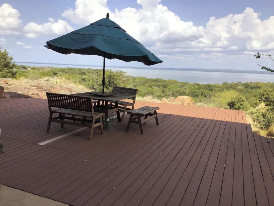 Shared deck