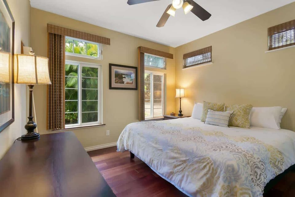 One Bedroom Downstairs Bedroom with King Bed