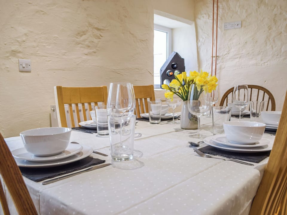 Kitchen/diner | Y Glowty, Maenclochog