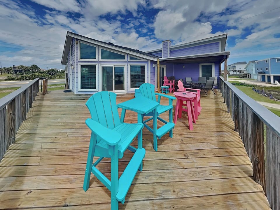 House (3 Bedrooms) | Front of property