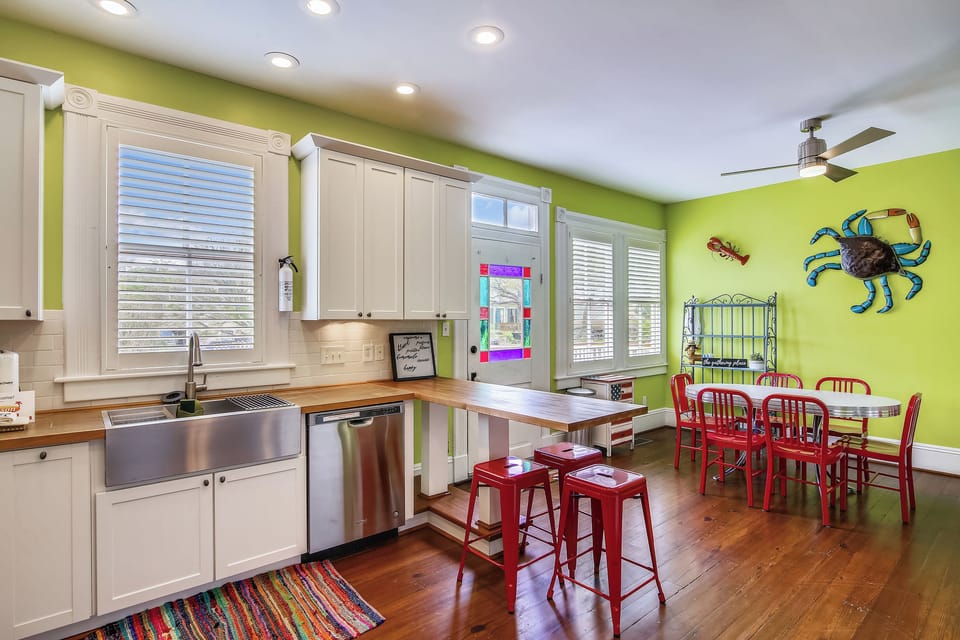 House (3 Bedrooms) | Property amenity