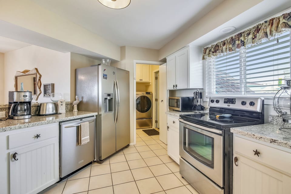 House (3 Bedrooms) | Property amenity