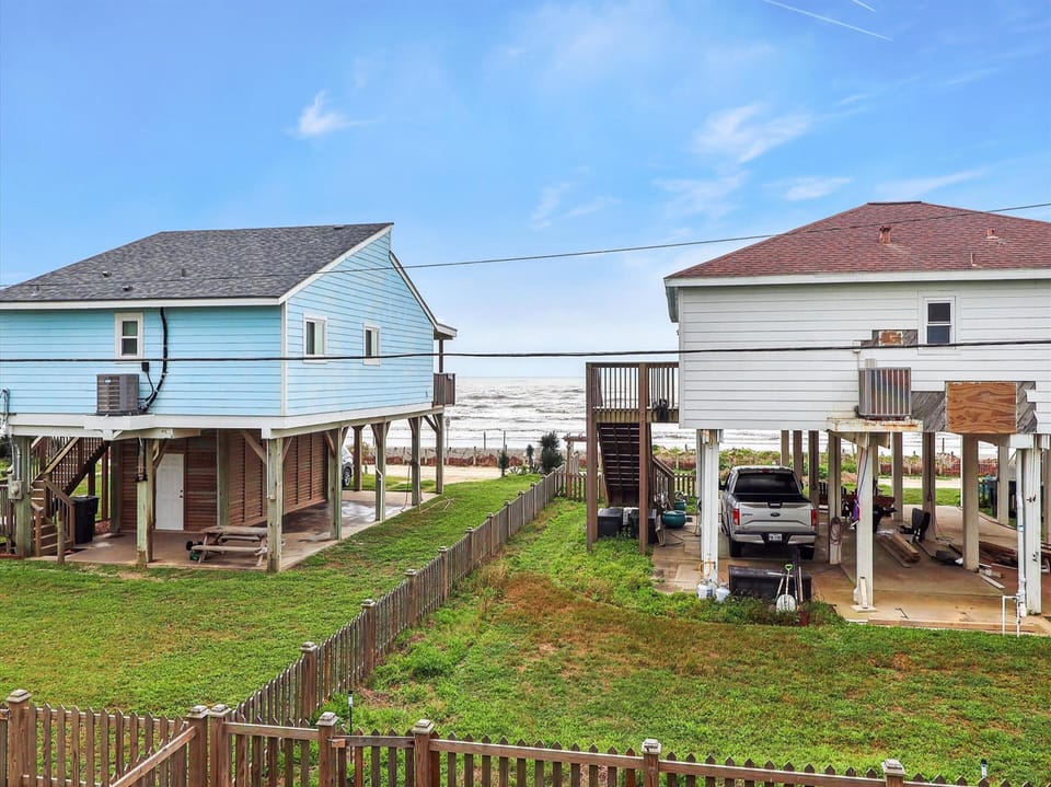 House (2 Bedrooms) | Property amenity
