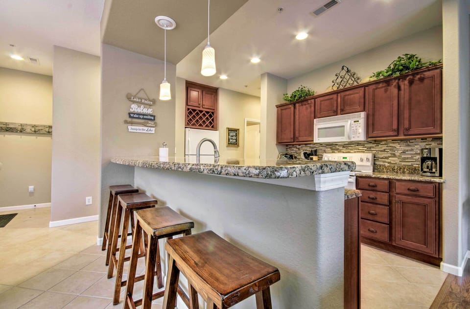 Kitchen | Fully Equipped
