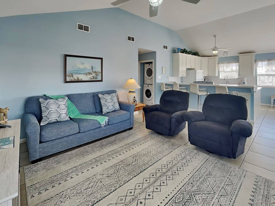 House (3 Bedrooms) | Property amenity