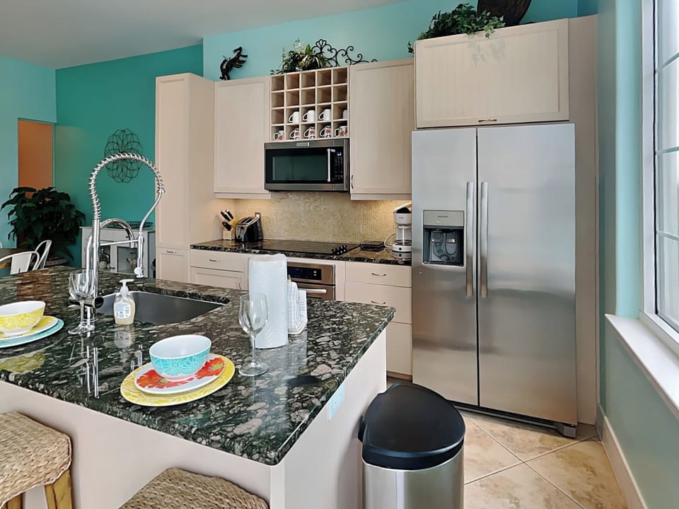 Condo (3 Bedrooms) | Property amenity