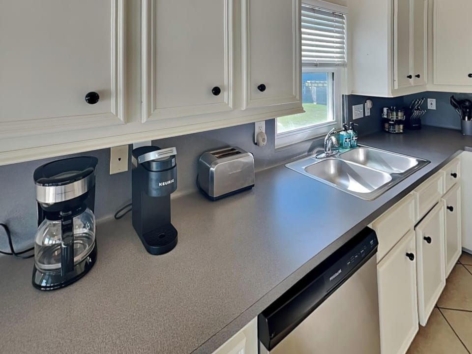 House (4 Bedrooms) | Property amenity