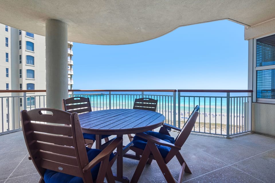 balcony W8B