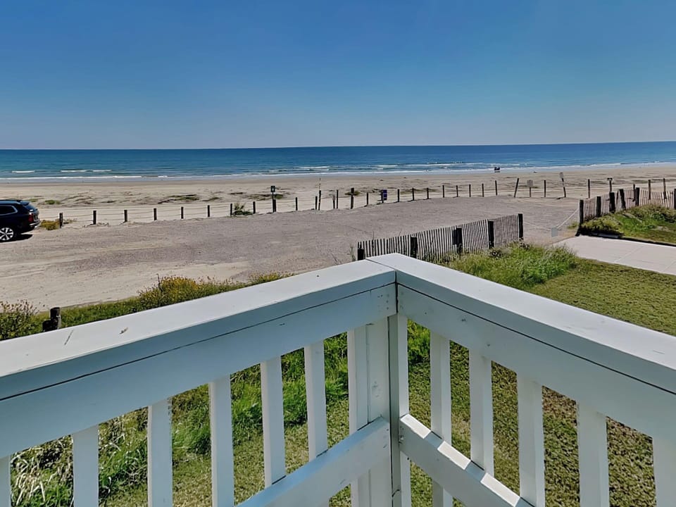 House (2 Bedrooms) | Property amenity