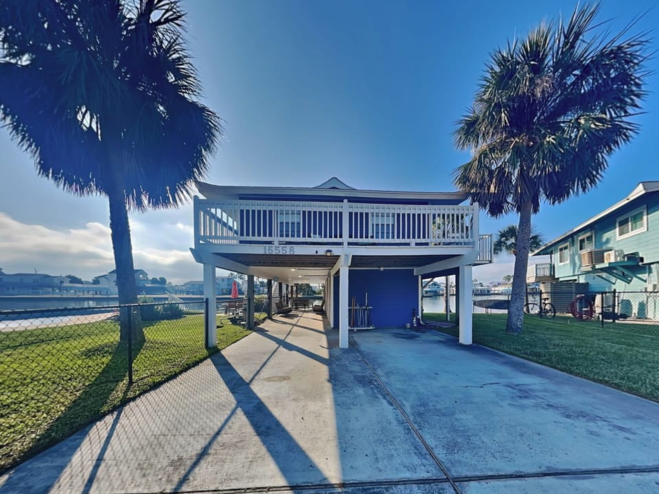 House (2 Bedrooms) | Property amenity