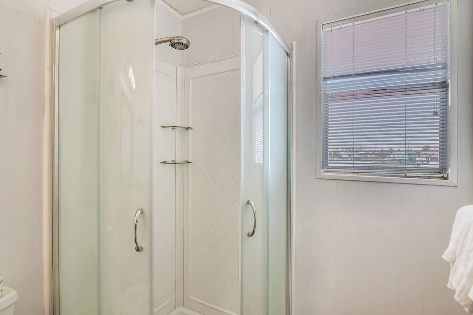Prager Bay View by Ryson Vacation Rentals Cottage in League City