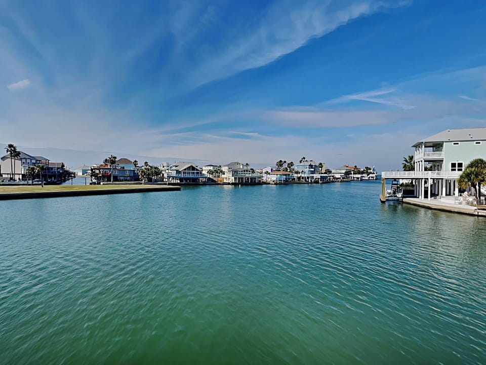 House (2 Bedrooms) | Property amenity
