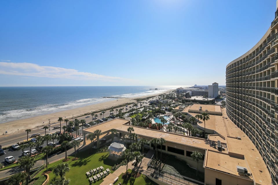 Condo (1 Bedroom) | Property amenity