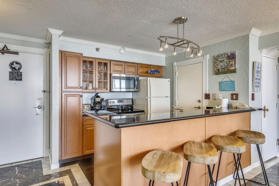 Condo (1 Bedroom) | Property amenity