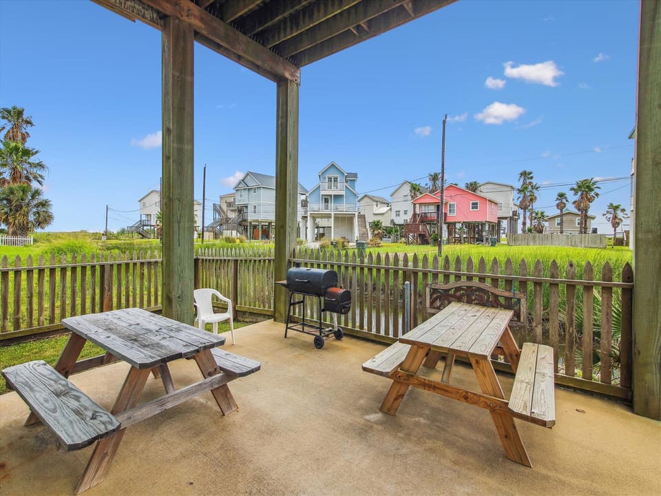 House (3 Bedrooms) | Property amenity