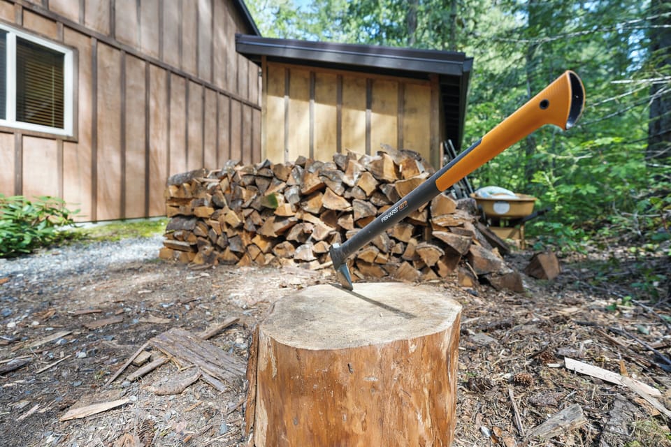 Plenty of firewood available for fireplace or fire pit. 