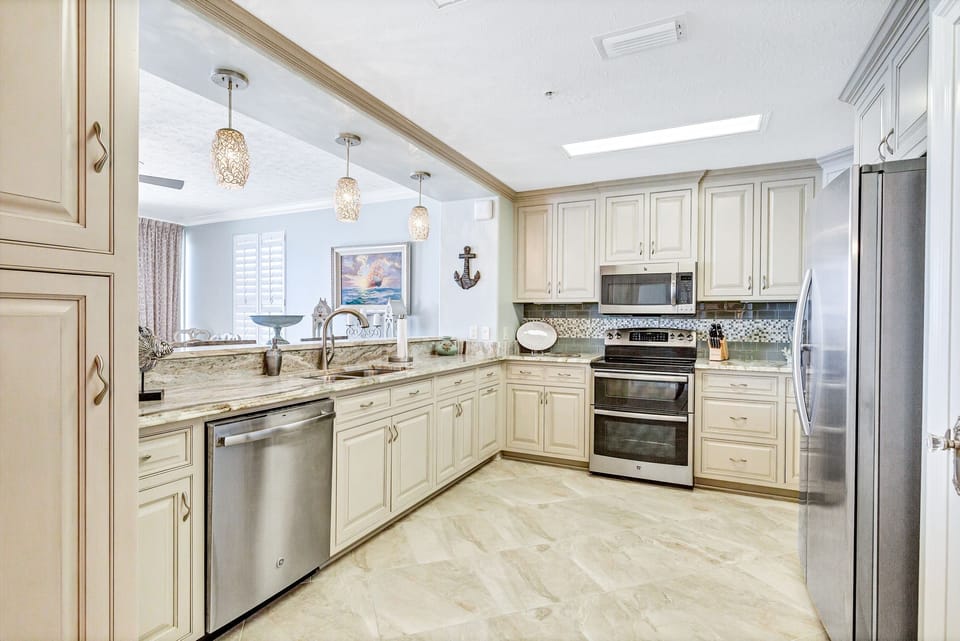 Fully stocked kitchen.