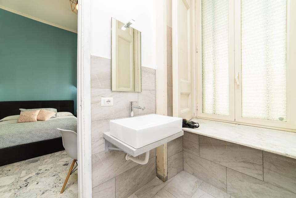 Comfort Room | Bathroom | Shower, rainfall showerhead, hair dryer