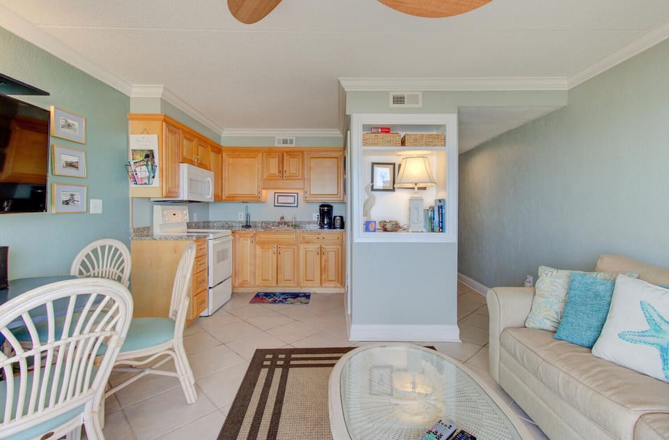 Living to kitchen view