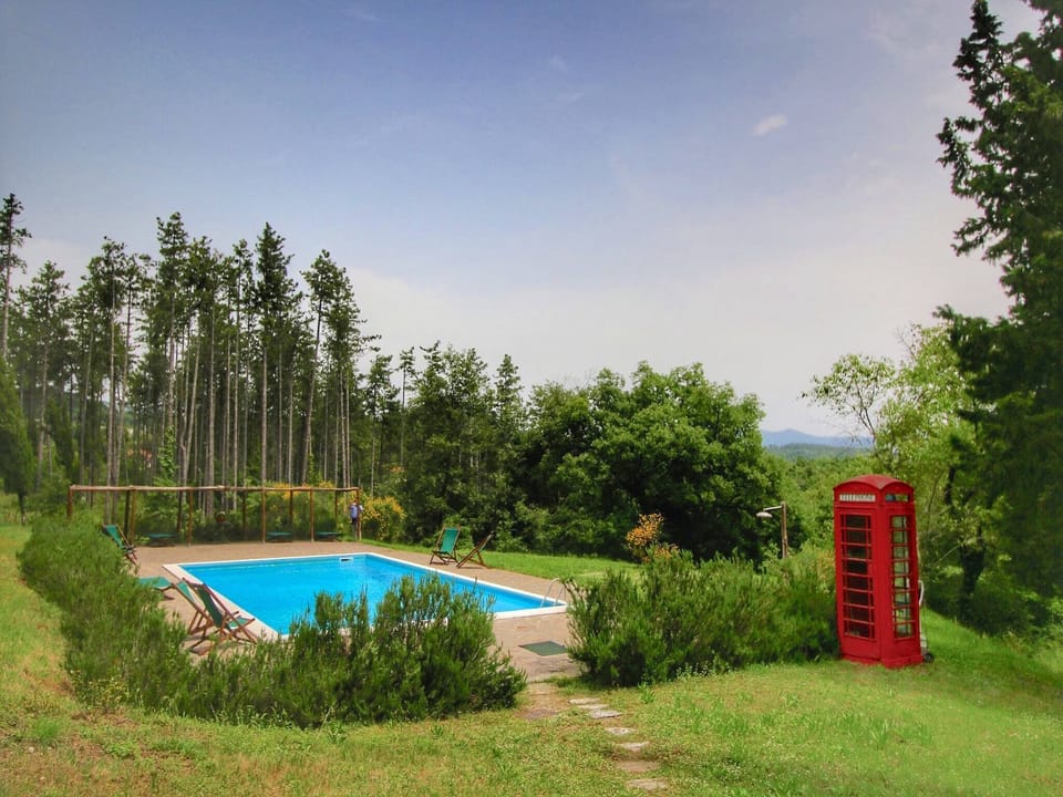Holiday Home Swimming Pool