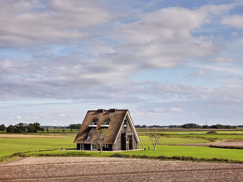 Holiday Home Exterior [summer]