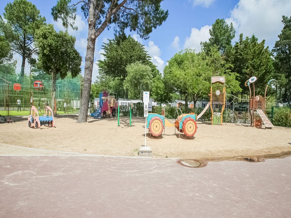 Holiday Park Facilities and Services 
