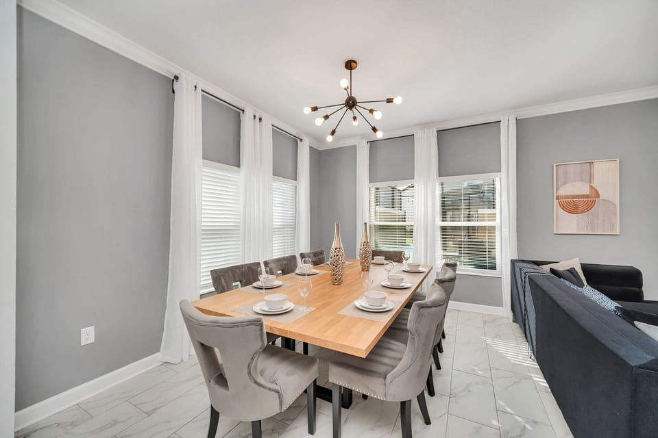 House (5 Bedrooms) | Property amenity