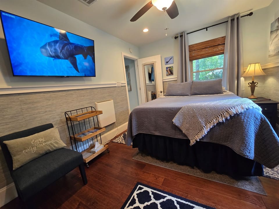 This queen memory foam bed has a soft cooling gel topper and is super comfy!  Our newest update is the minisplit with both heat and air that you control.  