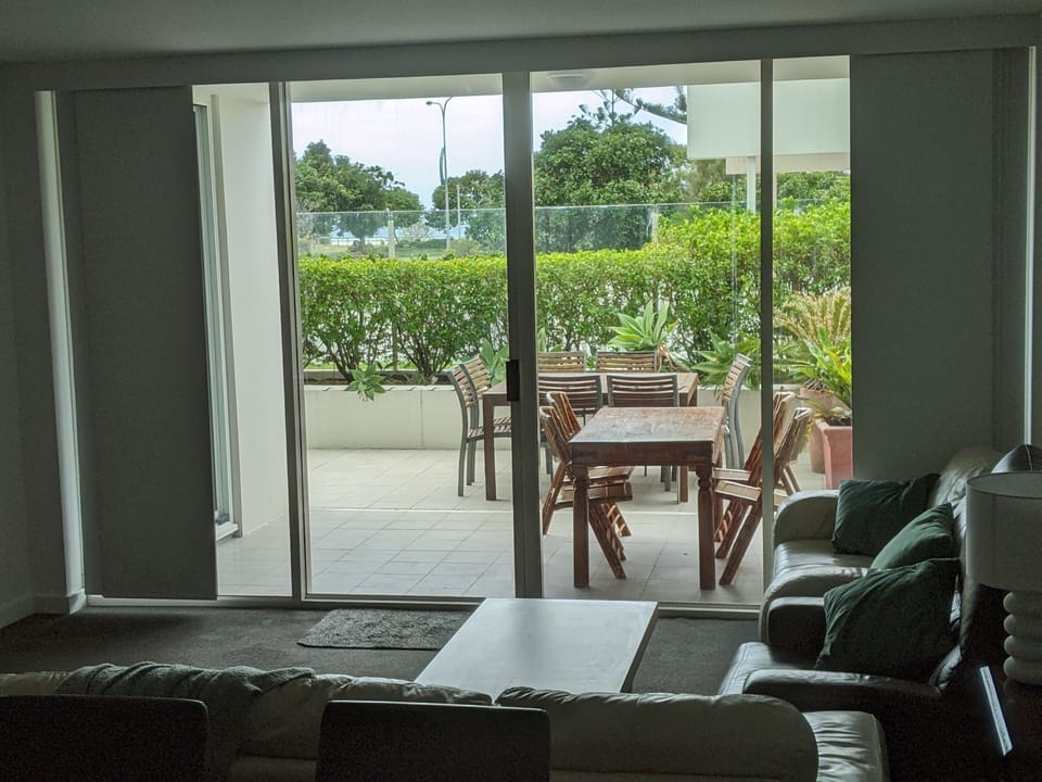 outdoor setting for 12 and views to the beach 🏖️⛱️