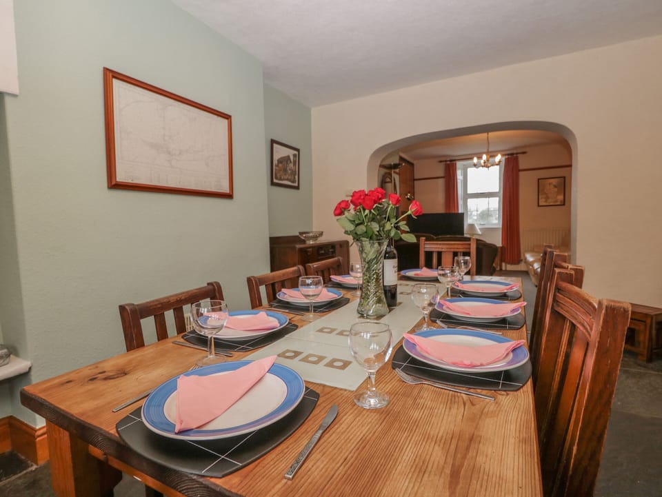 Cottage | Interior