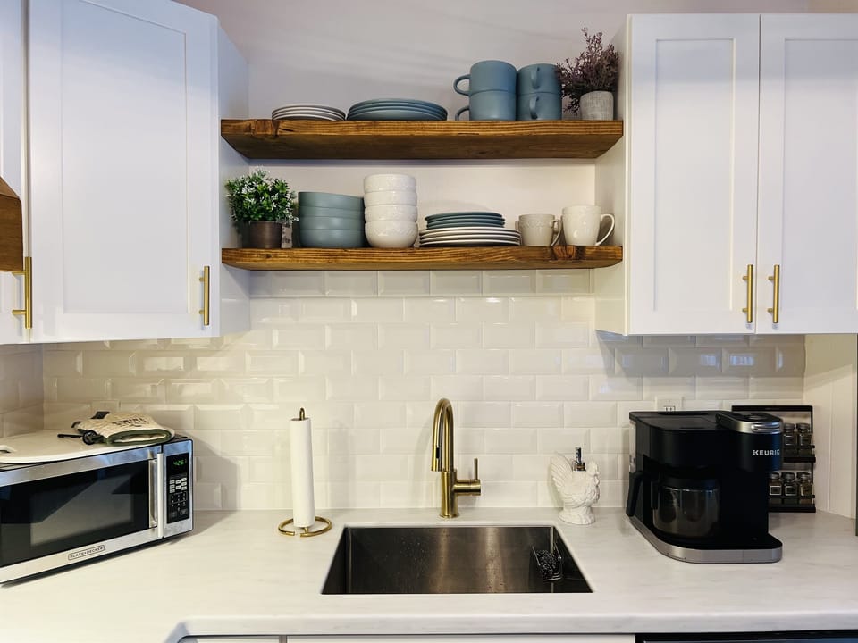 Common Dinnerware and Cookware included.