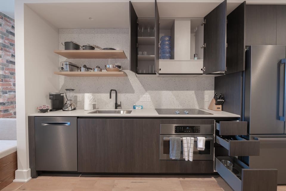 Fully Stocked Kitchen
