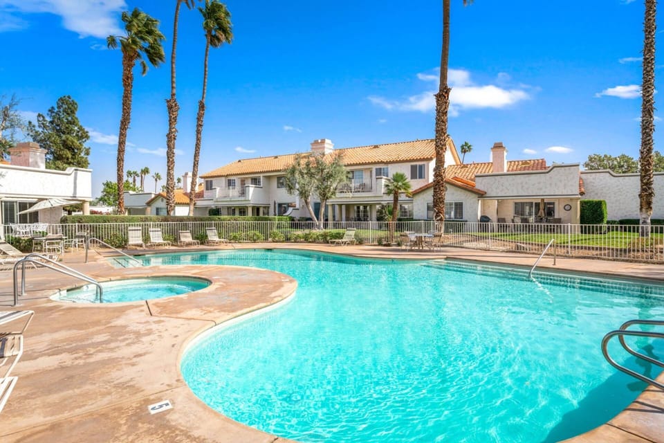 Pool & SPA